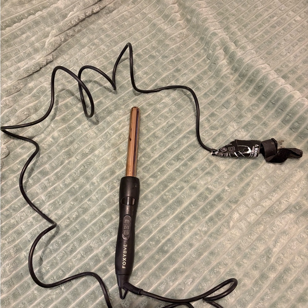 Black Curling Wand